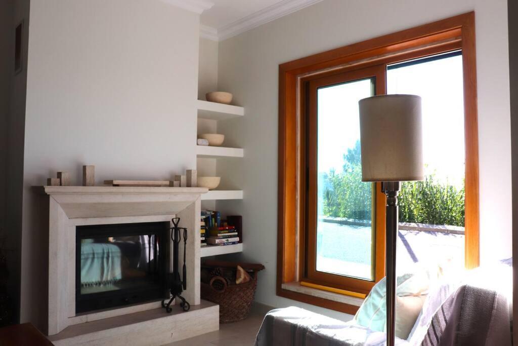 Sea Breeze House Ericeira - Ribeira Dilhas Beach المظهر الخارجي الصورة