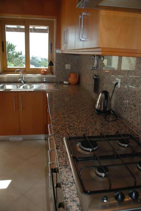 Sea Breeze House Ericeira - Ribeira Dilhas Beach المظهر الخارجي الصورة